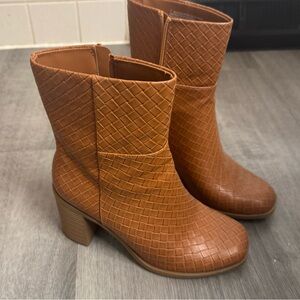 Women's Tan Woven Ankle Boots
